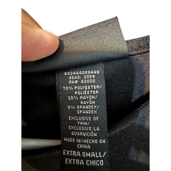 ATTENTION Brand Women’s Dress Size Extra Small Simple Classic Sleeveless Zipper - Picture 4 of 5